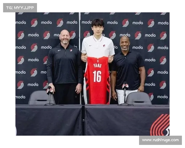 NBA夏季联赛|中国男篮31分输给黄蜂 杨瀚森赛后自评打得非常烂 NBA夏季联赛|中国男篮31分输给黄蜂 杨瀚森赛后自评打得非常烂